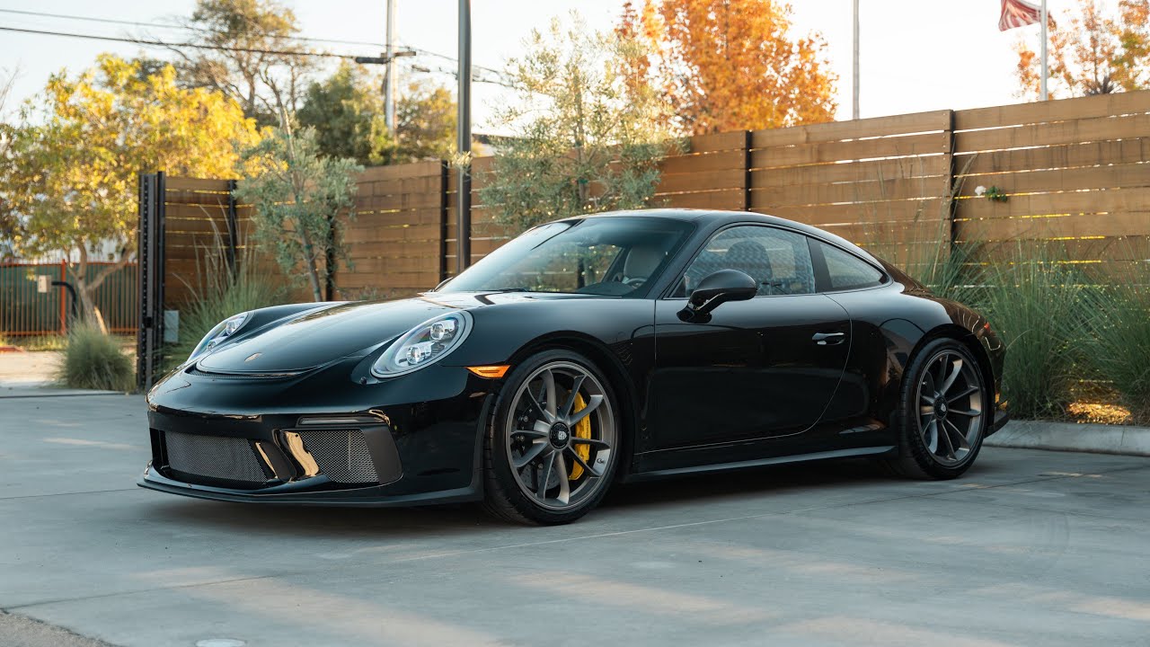 2019 Porsche 911 GT3 Touring - Drive & Walkaround