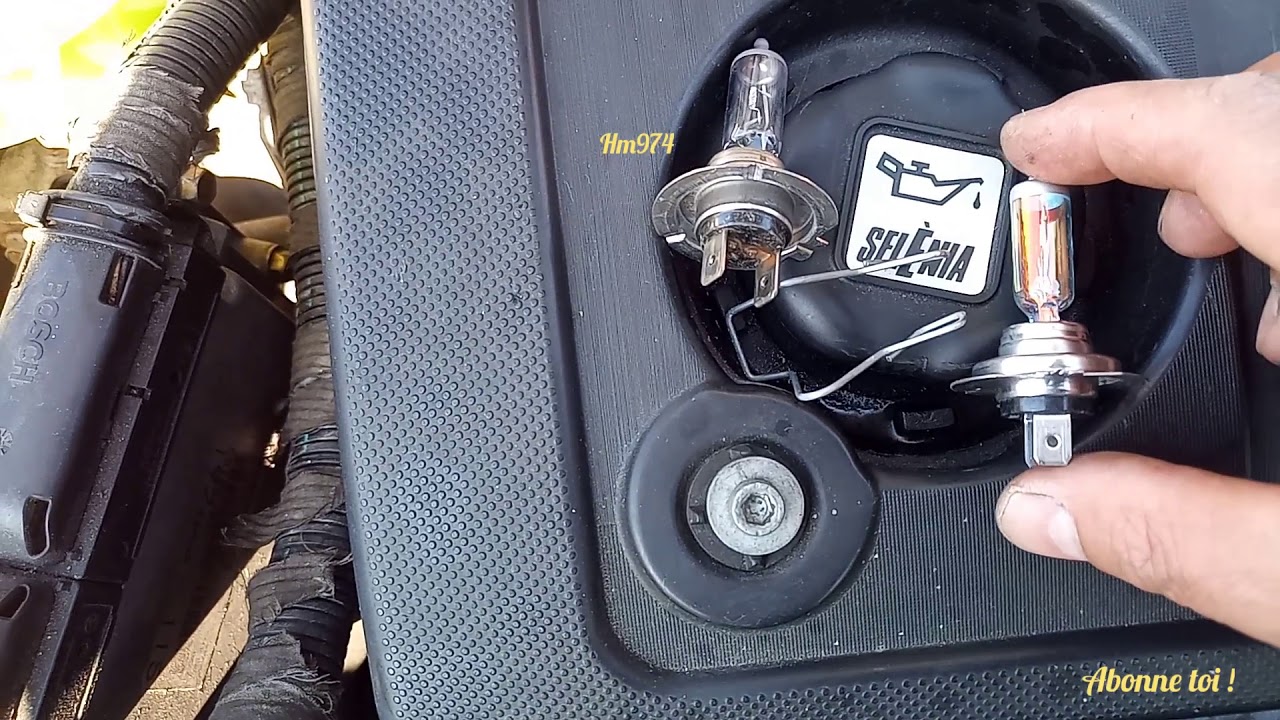 Changer une ampoule de feux croisement sur Fiat stilo jtd 115