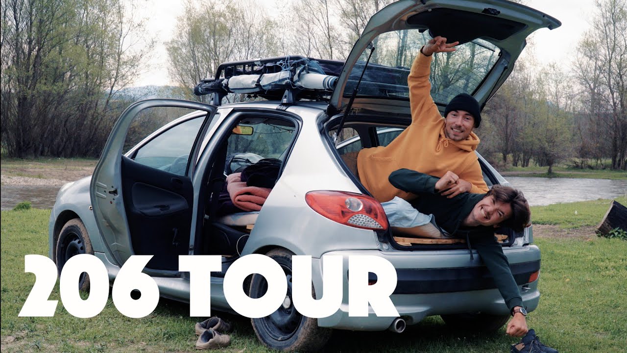 On VOYAGE à 2 dans une VOITURE ! (van tour / présentation)