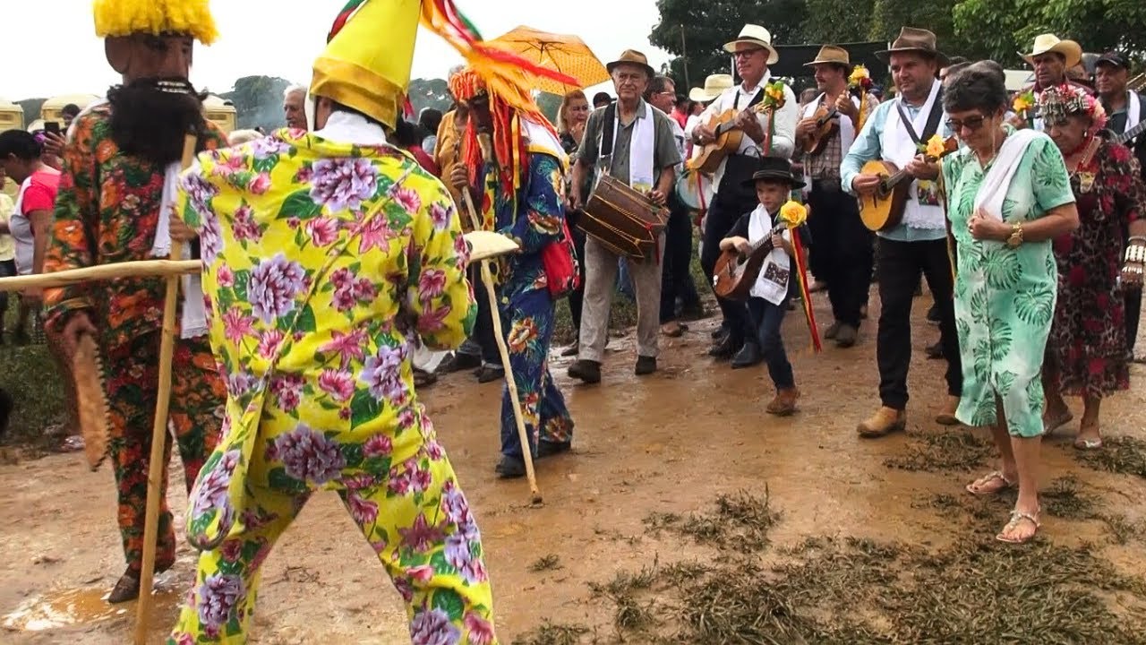 CHEGADA DA FOLIA DE REIS DE LAGES - ITAPURANGA GOIÁS - 80 ANOS DE FESTA