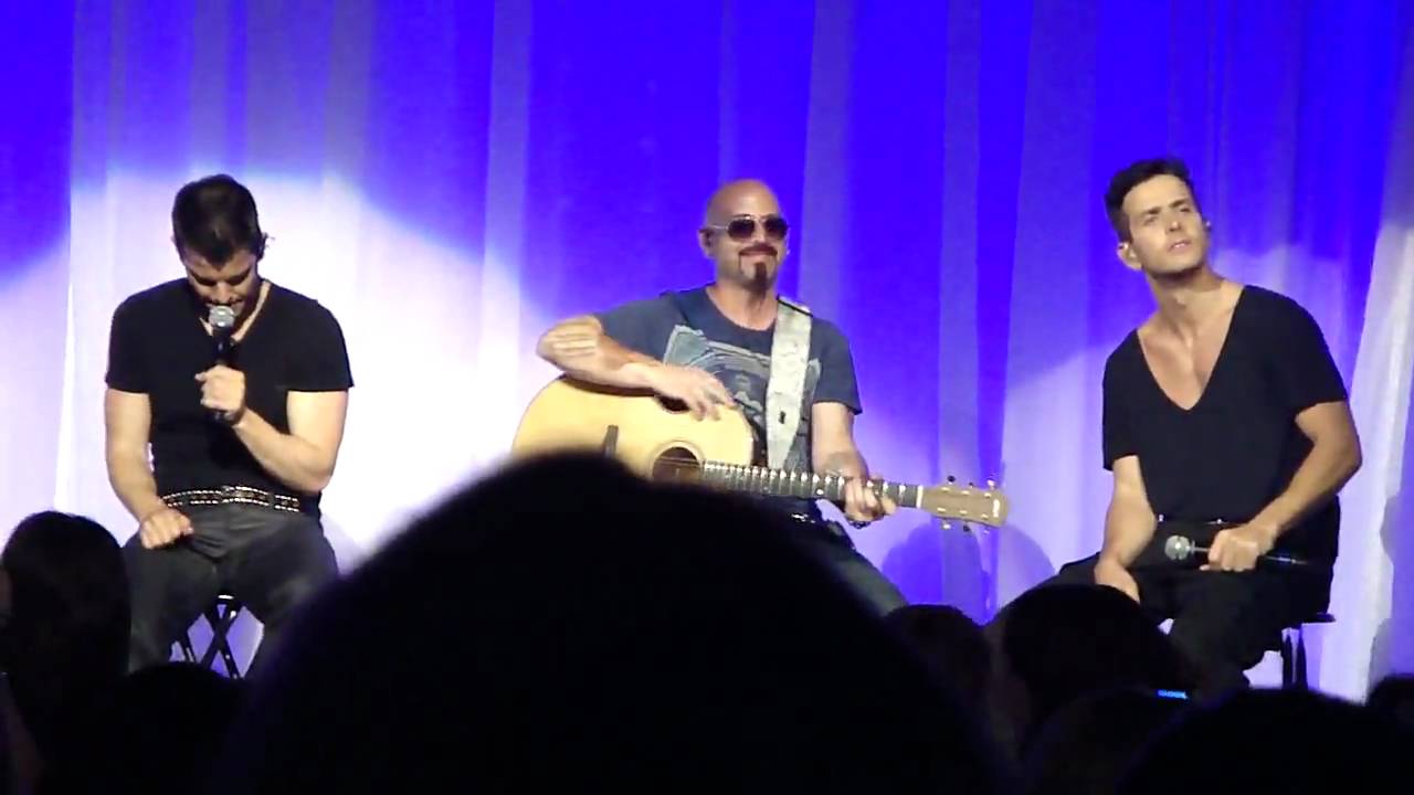 NKOTB - Acoustic set  - RCMH - 06/17/10