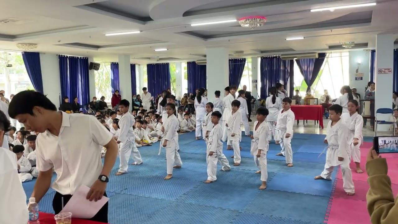 ngày 11 tháng 1, 2026