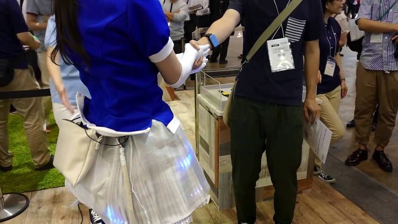 Human body communication device demo by Panasonic at CEATEC 2016 [RAW VIDEO]