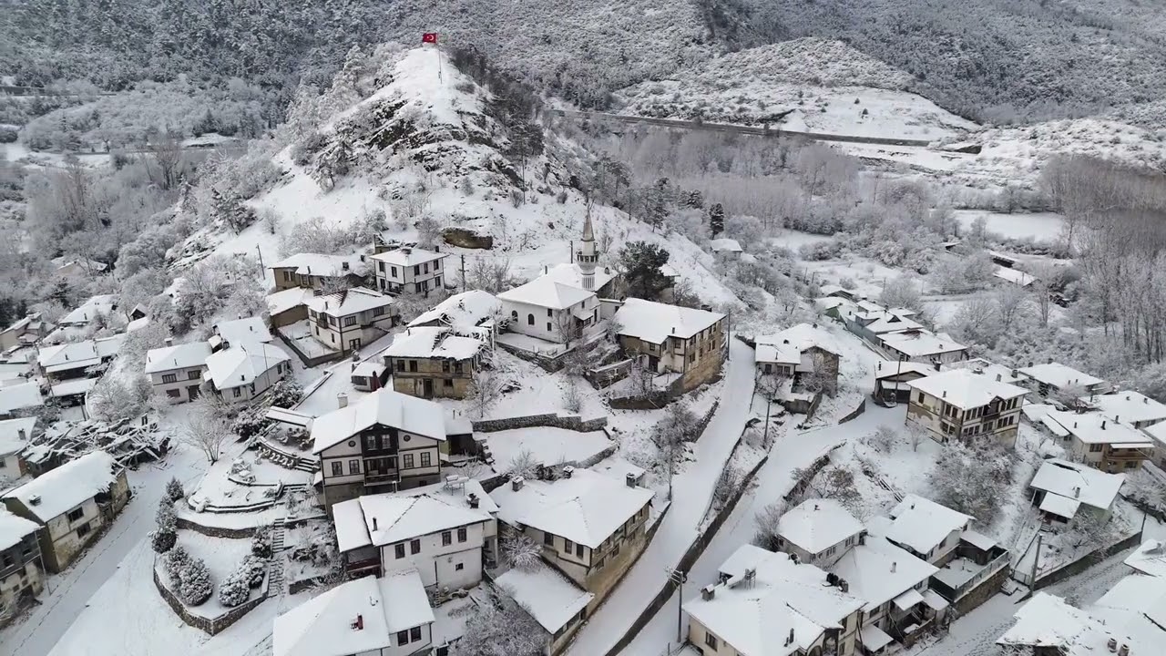 "Tarihin İzinde: Karlar Altında Sakarya Taraklı | Bu Yollarda"