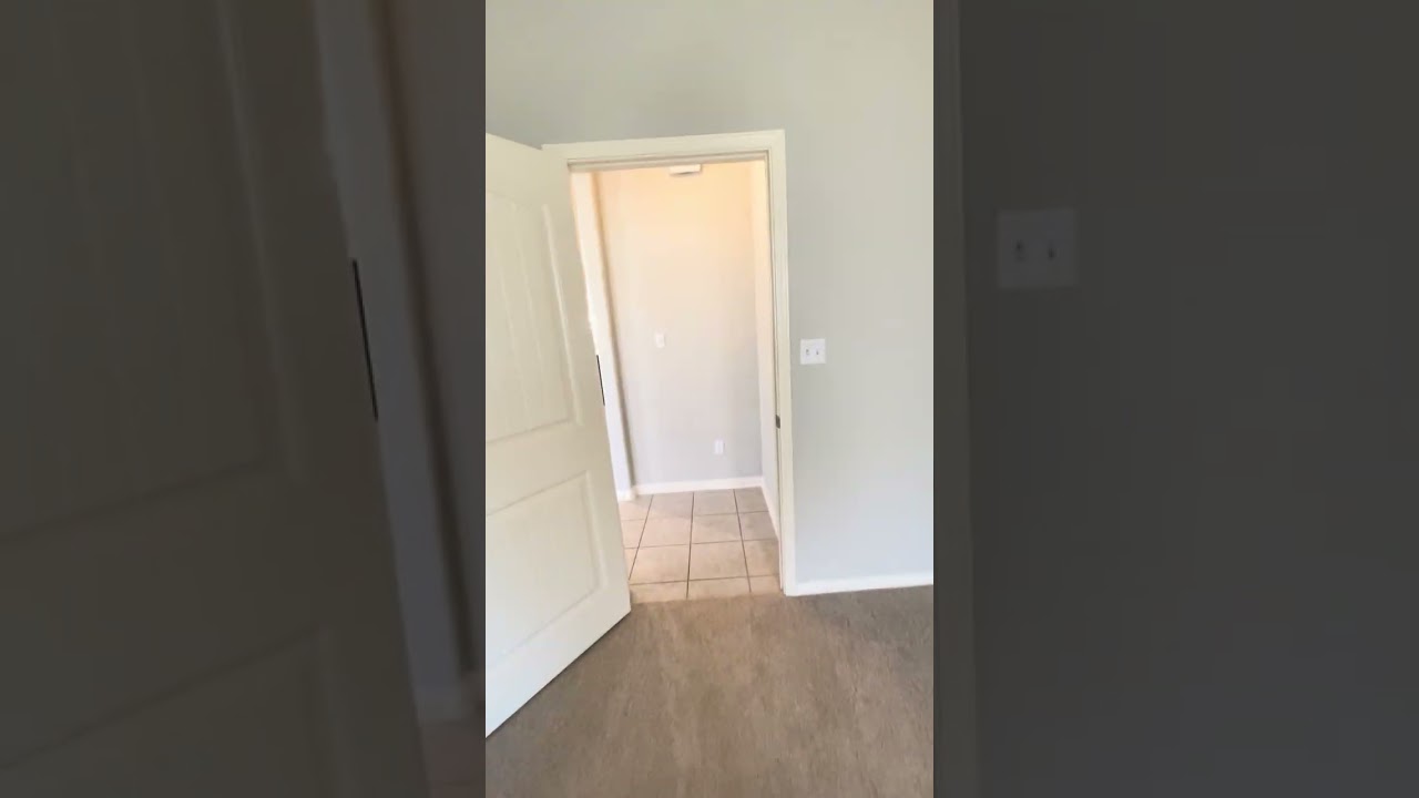 913 Centerra Hills Cir