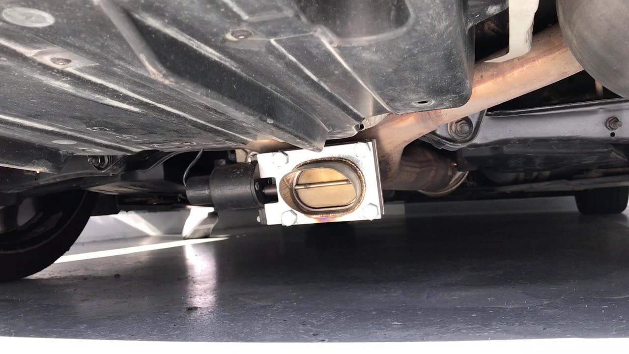 Lexus isf exhaust cut out🚘