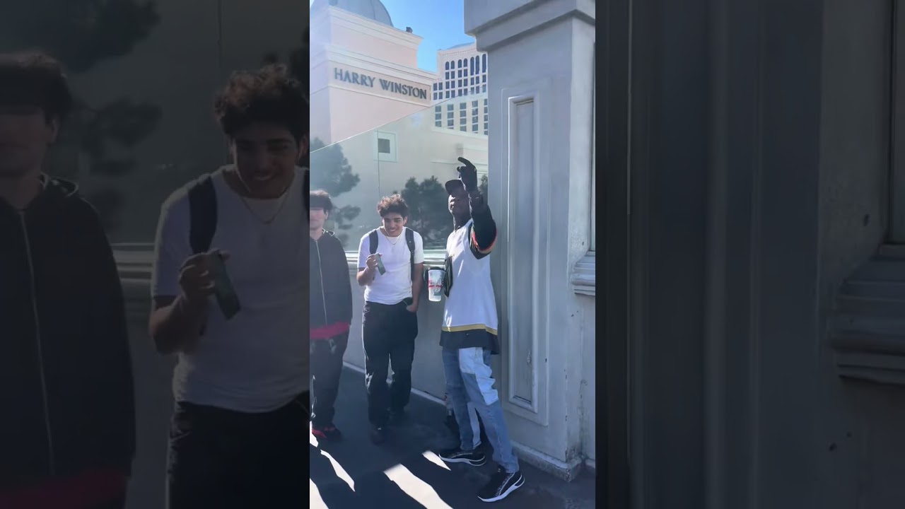 Haha If you put a buck in my cup #viral #fyp #lasvegas #buckinmycup #buck