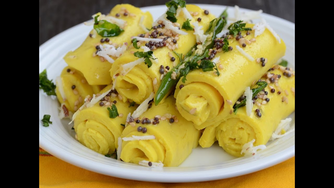 How To Make Khandvi | Tips To Make Khandvi | Gujarati Khandvi Recipe | Nikhil Rastogi | Rasm-e-Rasoi