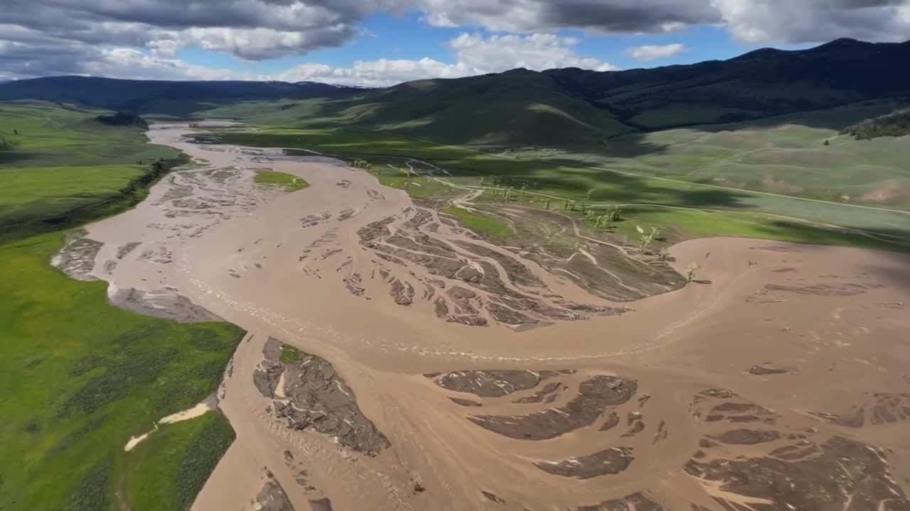 Yellowstone National Park superintendent provides park flooding update