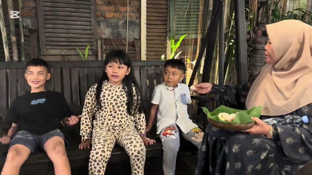Baby och rays familj i Indonesien ❤️