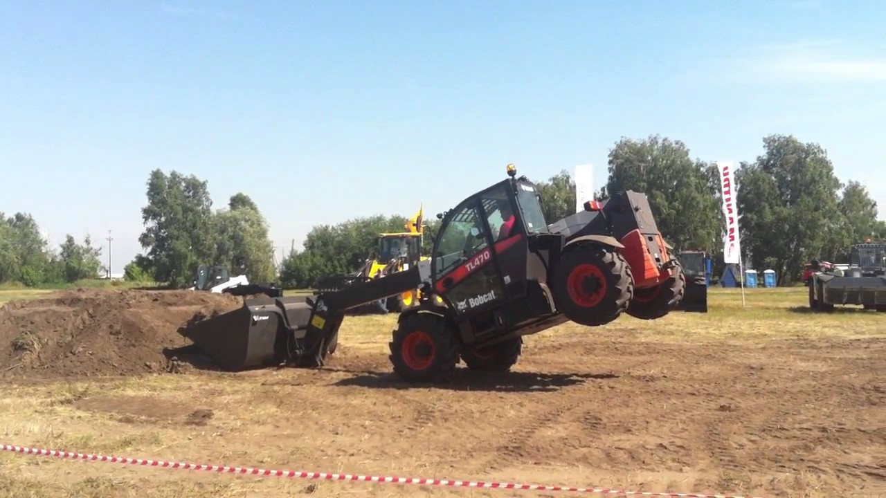 Демо-показ телескопического погрузчика BobCat TL470 AGRI