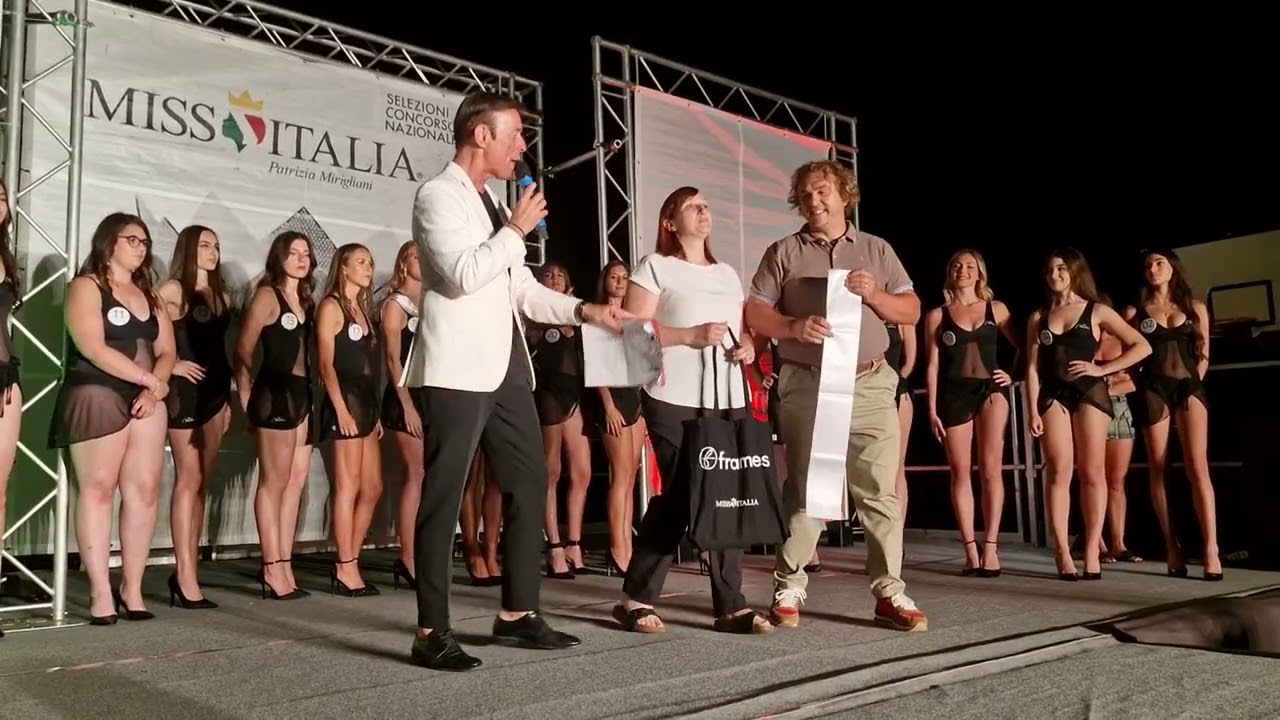 Miss Italia a Pianello Vallesina 250629 sfilata in costume e proclamazione delle fasce