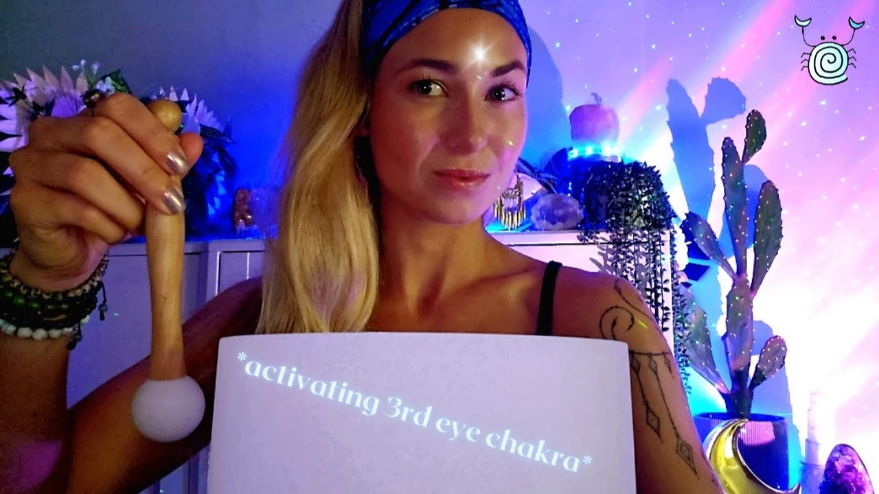 [Reiki ASMR] ~ 💙Third Eye Chakra Activation💙 | intuitive messages | crystal & sound healing