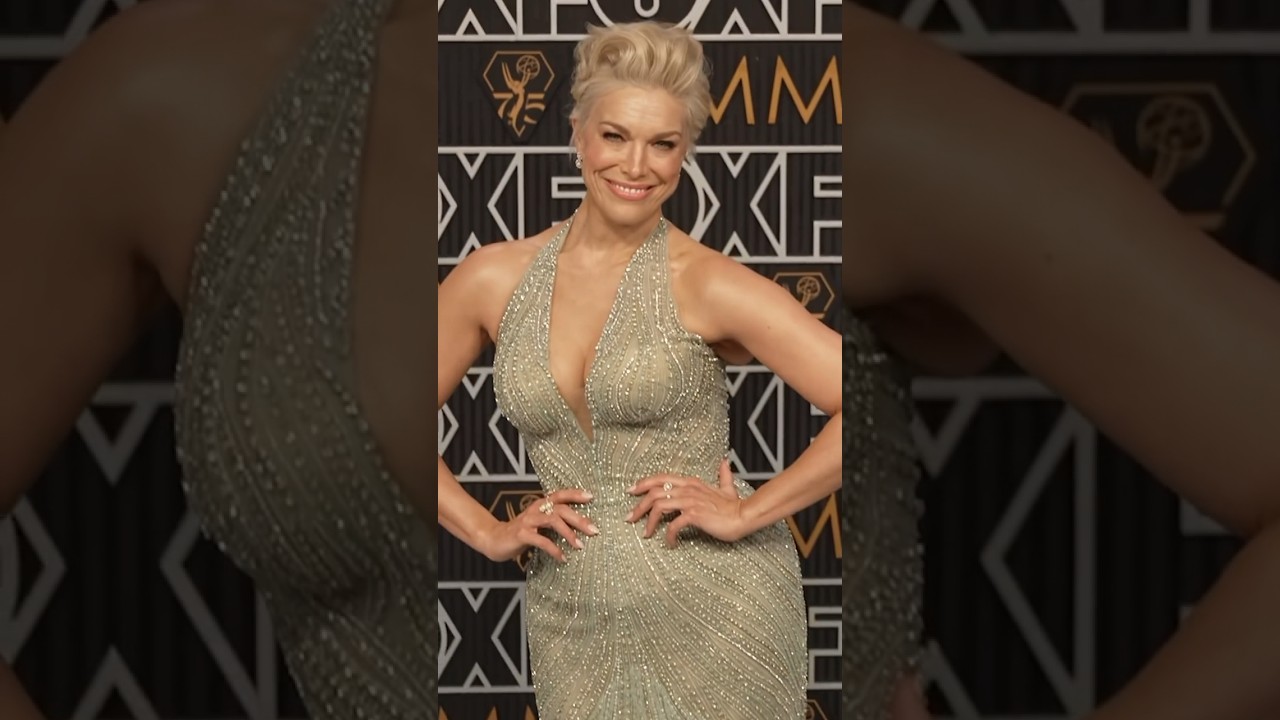 We believe #HannahWaddingham knows how to work a carpet. 😍 #EMMYs #AwardSeason #shorts