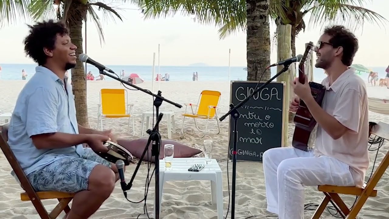 Theo e Raoni na Praia - Bloco 3