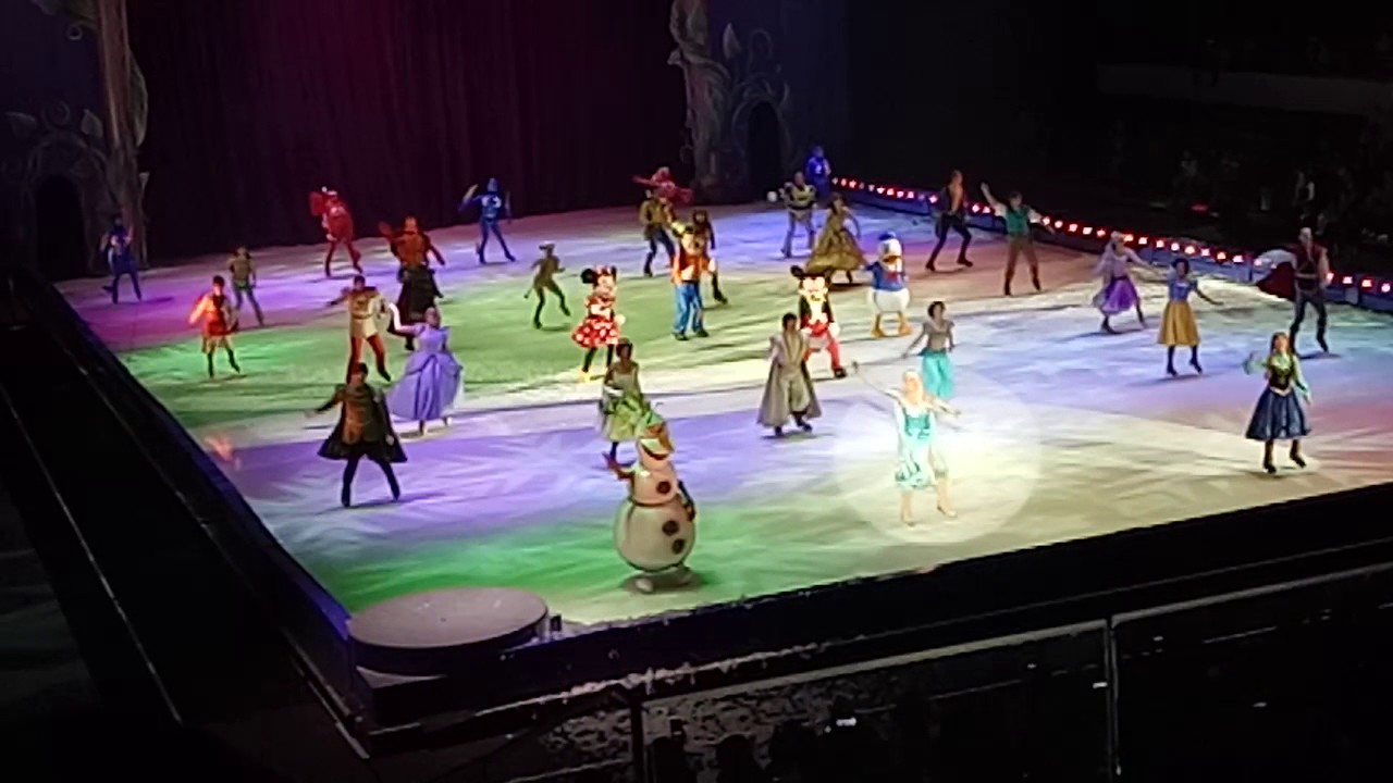The wonderful world of Disney on Ice - Grand Finale (let it go)