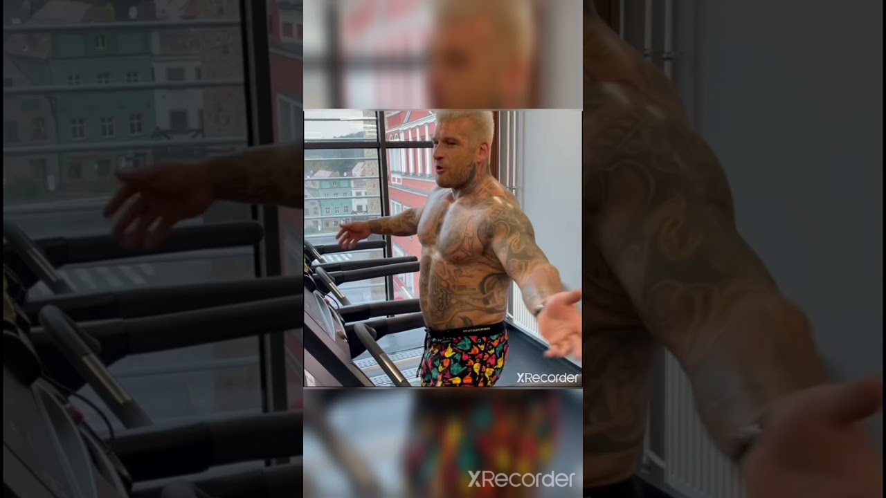 Popek kilka sł&oacute;w do Norman Parke