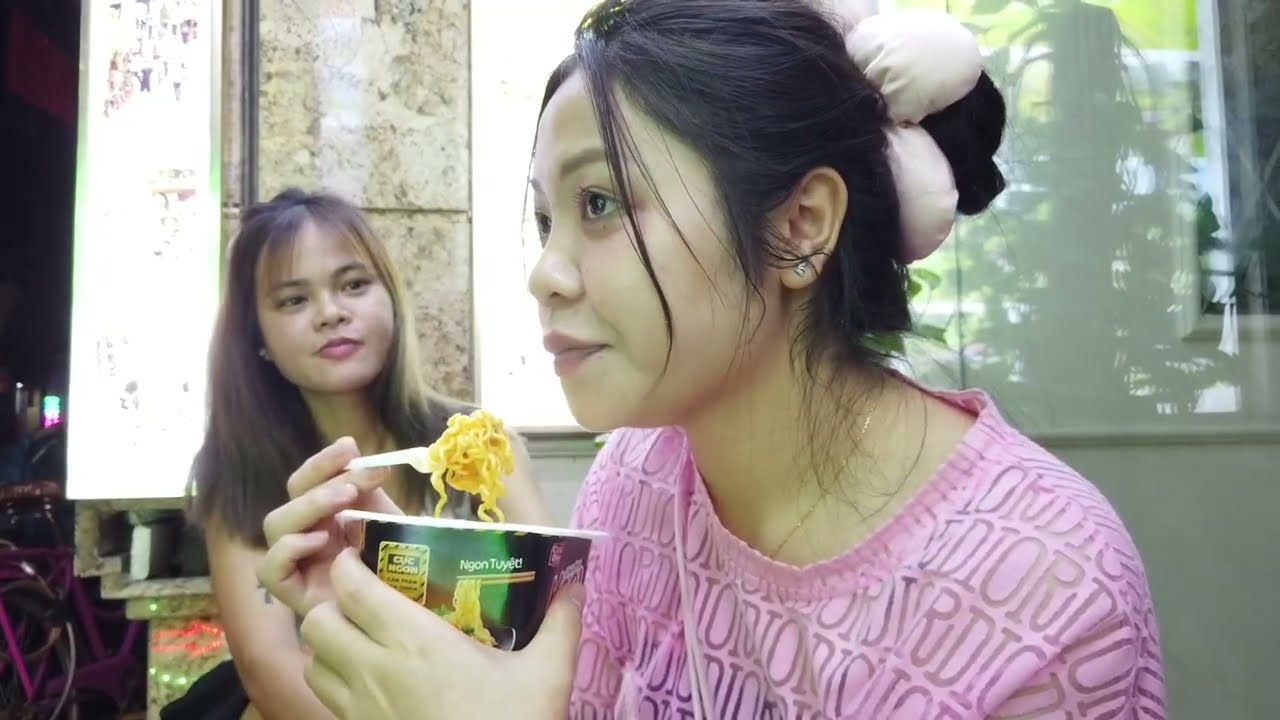 No Money No Honey in Vietnam 🇻🇳