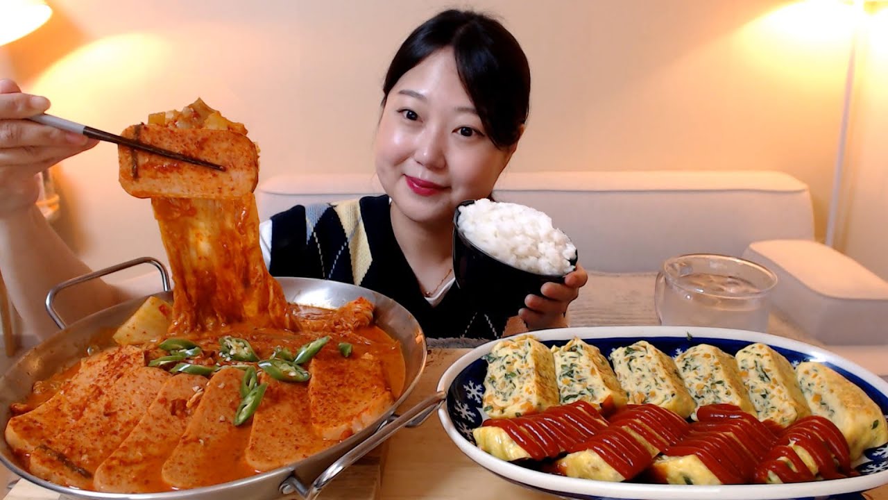 직접 만든 매콤한 스팸묵은지김치찜 통통한 계란말이 집밥 먹방🍚 Spicy Spam Kimchi-Jjim Egg roll Koreanfood Mukbang Eatingsound