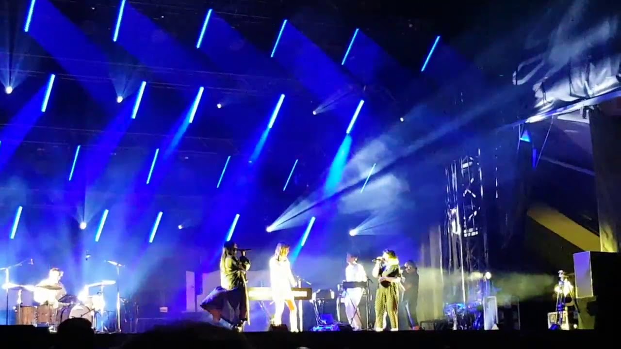 Main Girl (feat. Milk and Bone) + Daydream - Charlotte Cardin, Live at Montreal Jazz Festival 2019