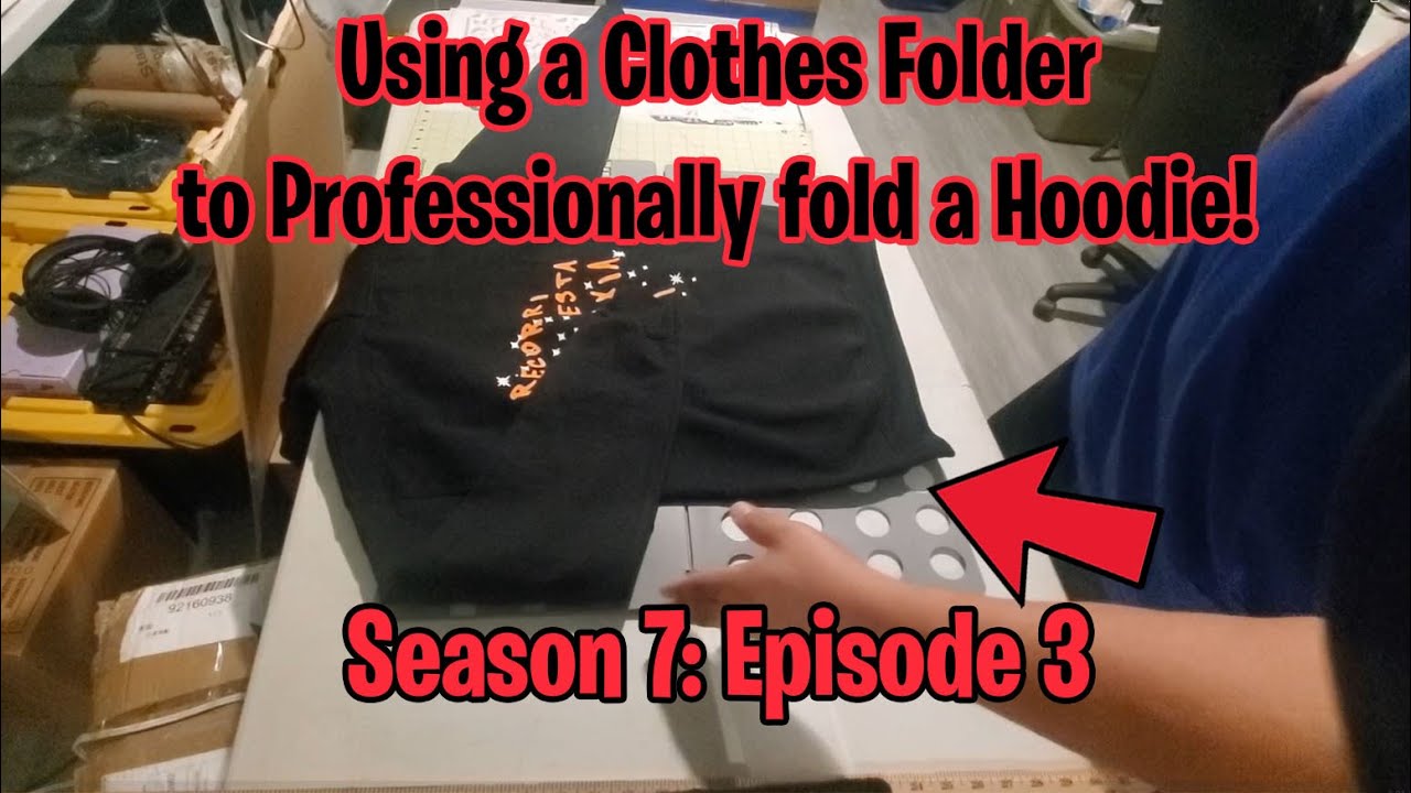 Using a Clothes Garment Folder on a Hoodie (S7; E3)