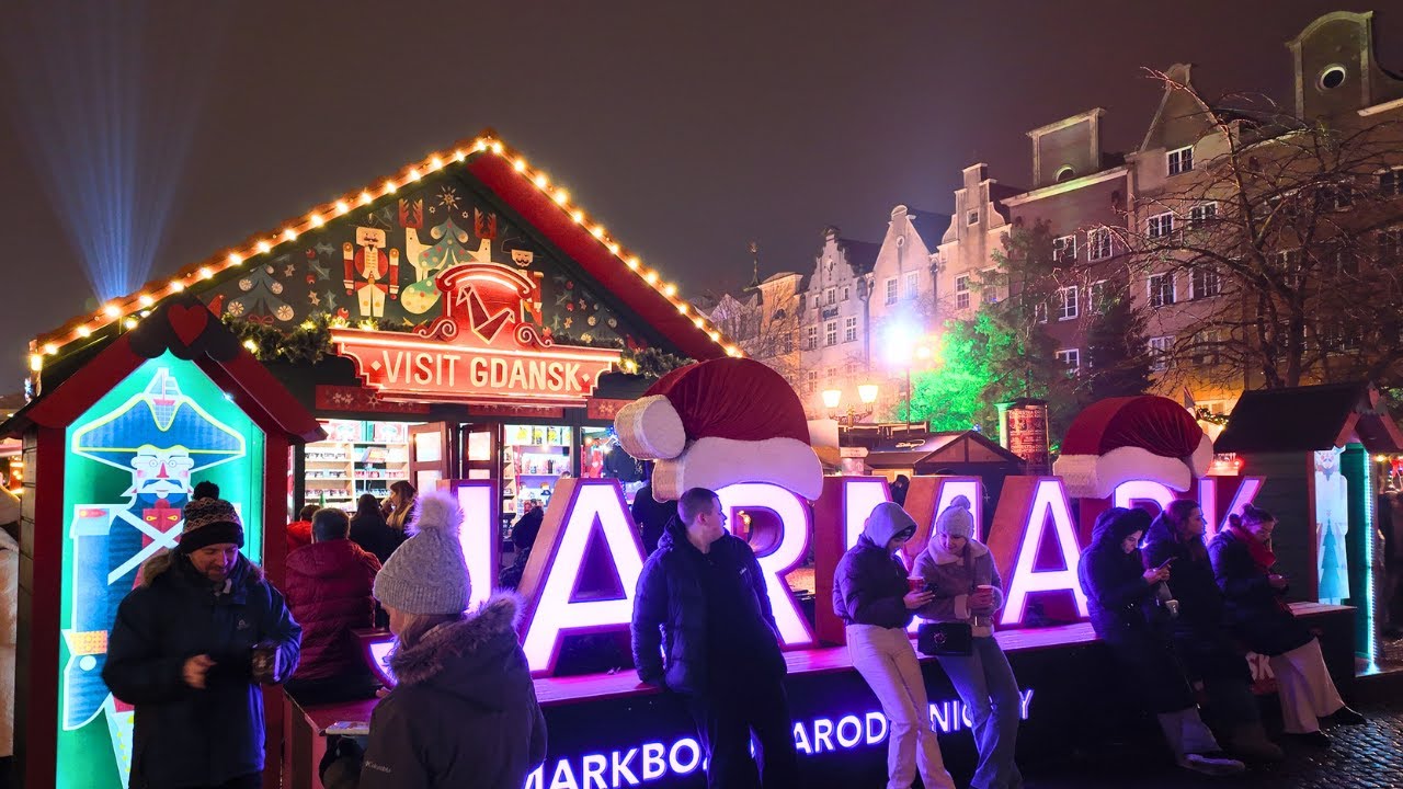 🇵🇱 This Christmas Market in Poland Surprised Me…