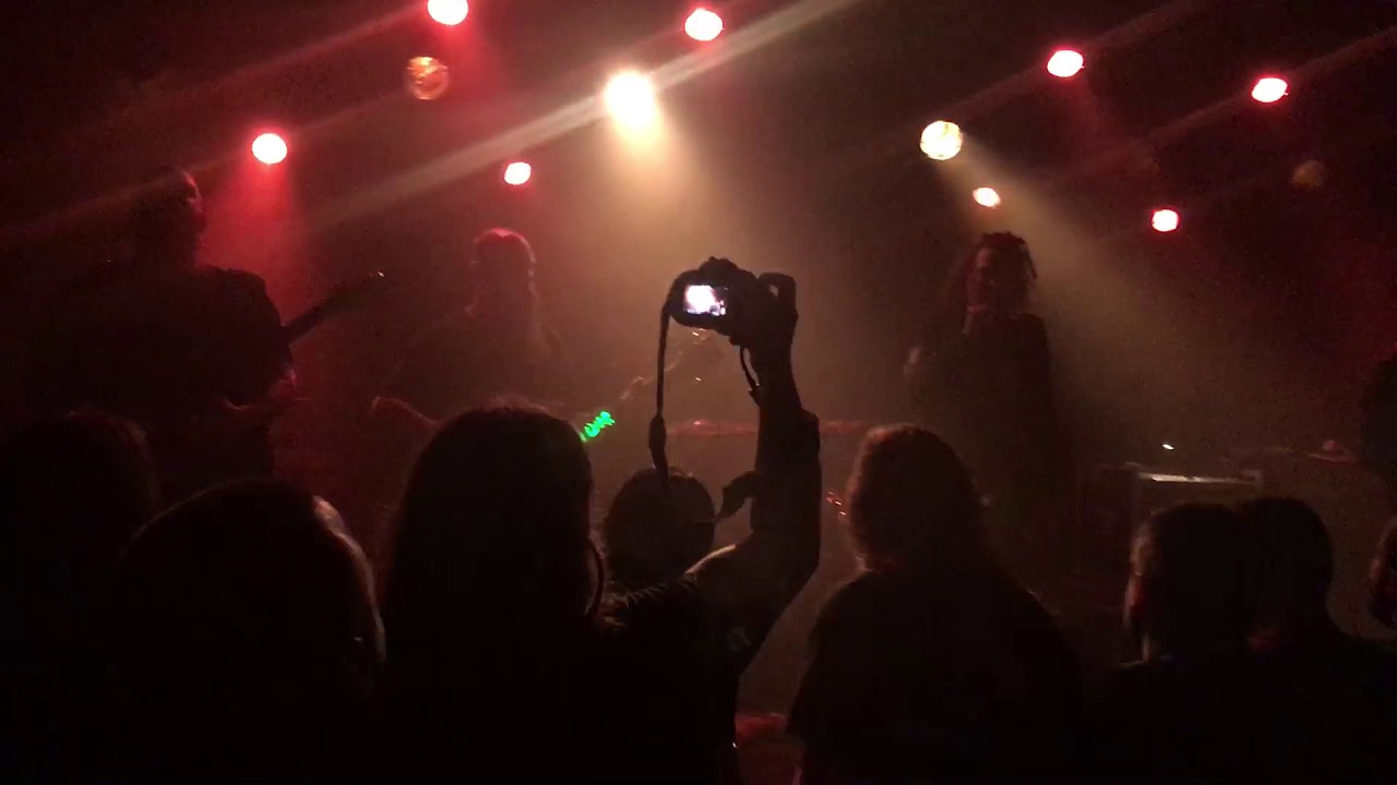 Six Feet Under - Seed of filth (live @ Mocvara, Zagreb)