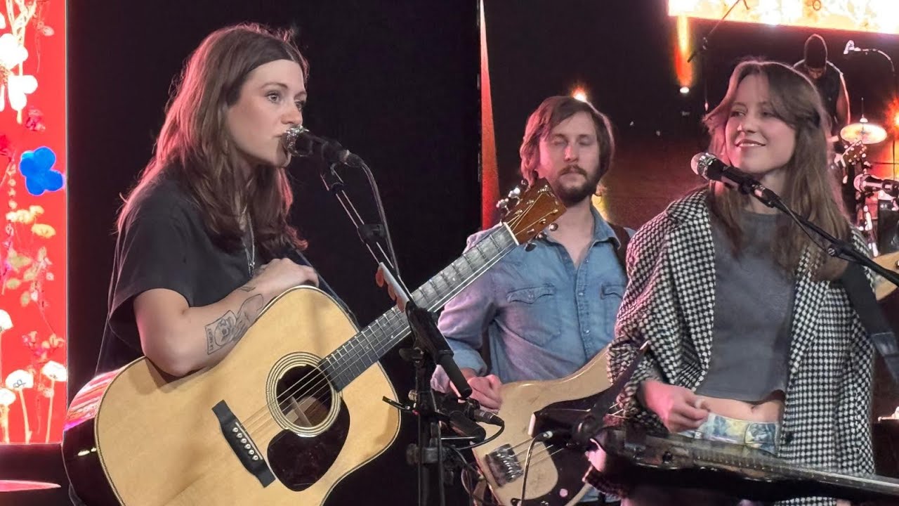 Larkin Poe 