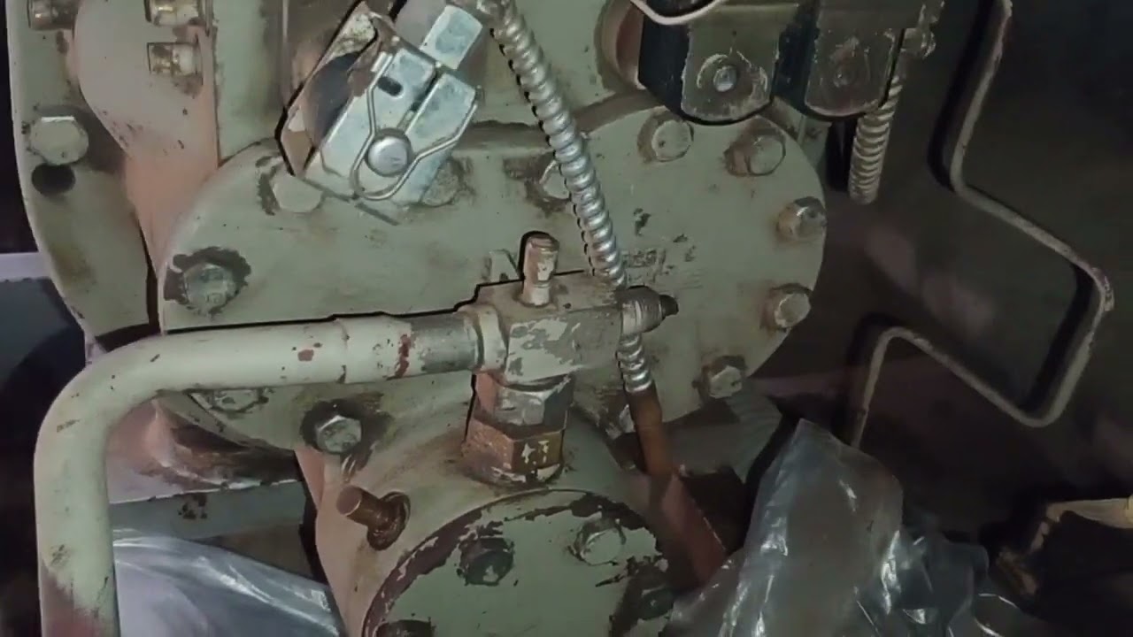 How to Change oil Filter chiller compressor || Pump down Procedure