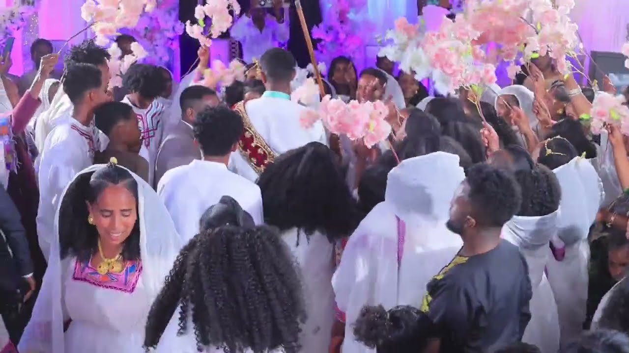 PART 1 ድምፃዊ ኣረጋ ካሕሳይ ኣቀባብላ መርዑ ዓጋመ ዝገርም ድምቀት (Arega Kahsay) Best wedding Tigrinya 2017