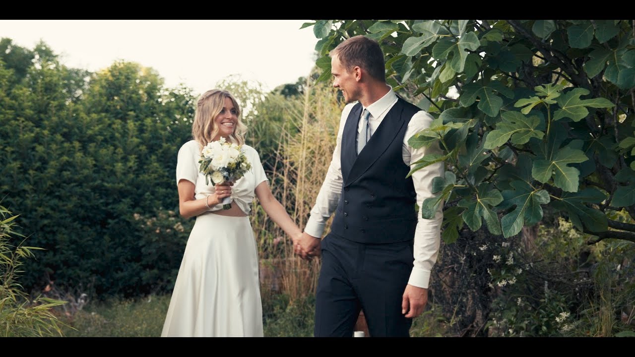 Lisa + Johannes | Hochzeit im LA DÜ in Düsseldorf
