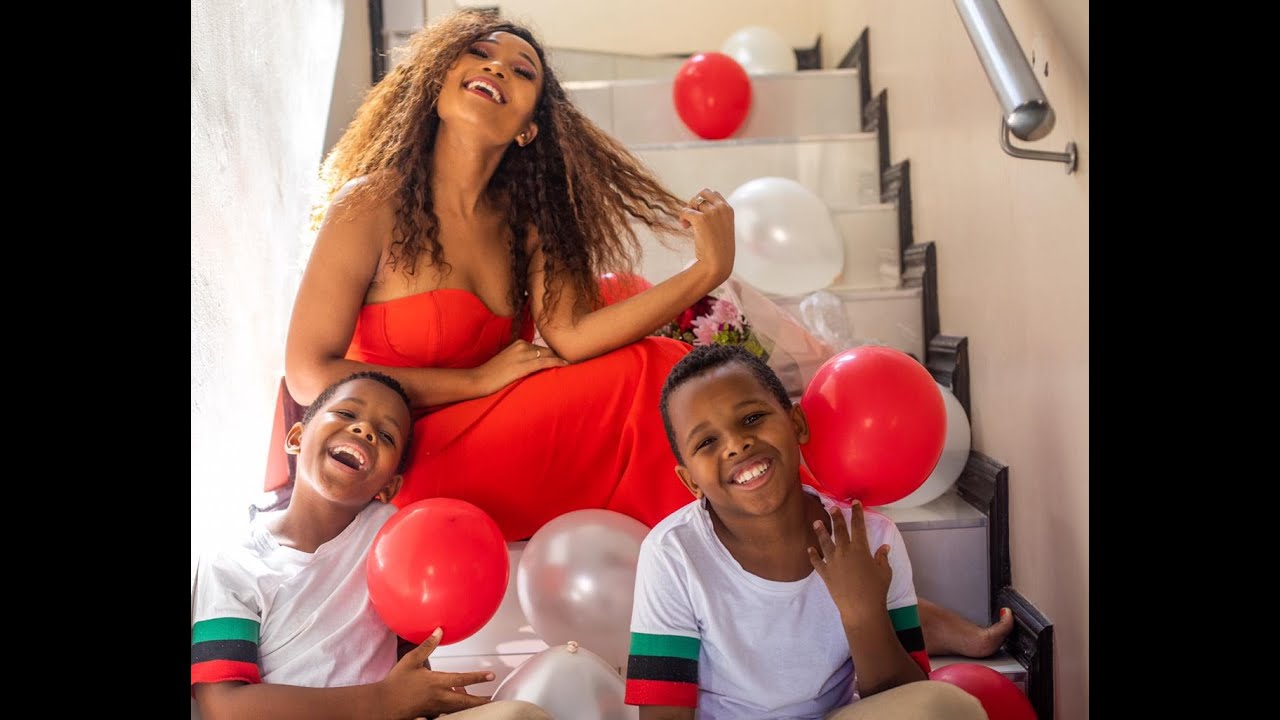 Mothers Day Vlog | Make up and Photshoot at home | Mother of Twins