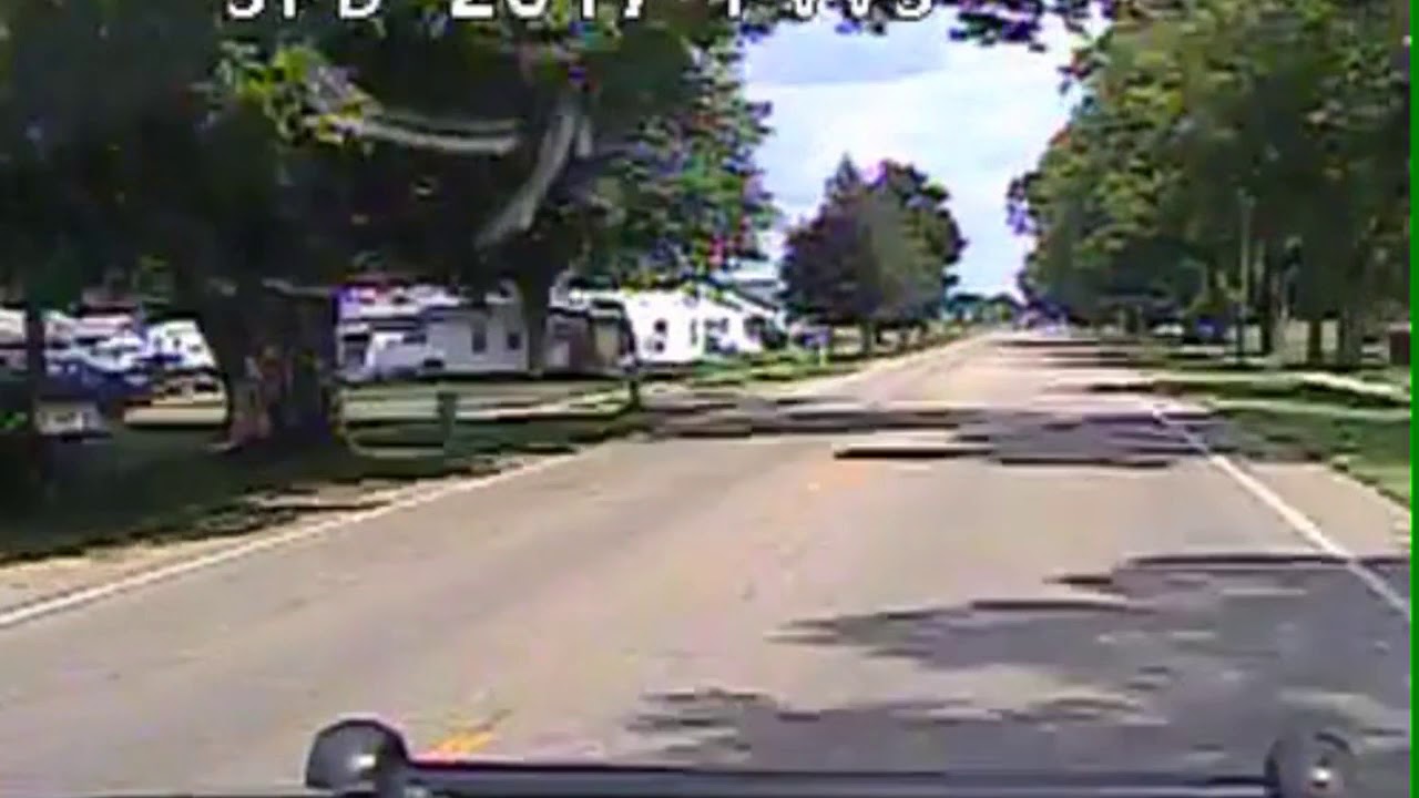 Dashcam footage shows police pursuit of driver in fatal crash
