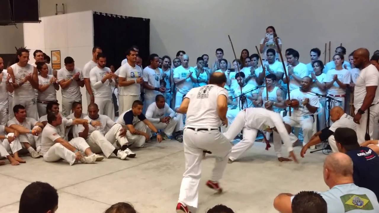 Roda Mestres e Formados II - Encontro Internac Capoeira - Mestre Paulinho Sabiá Niterói RJ 2016