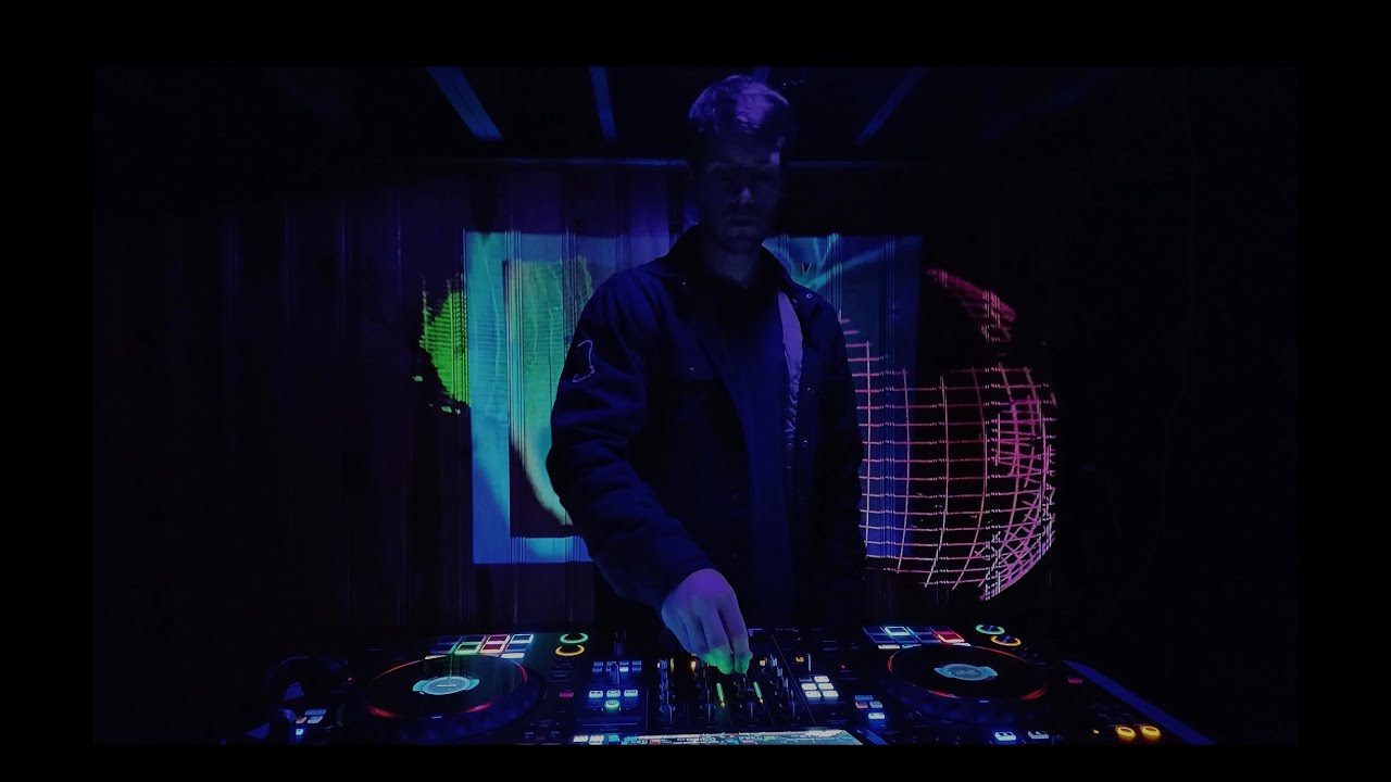 Dark House Heaters 2026