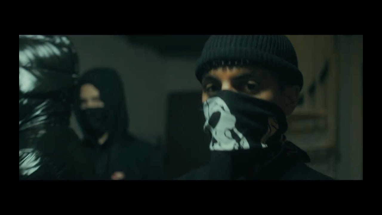 Rayan & Intifaya - Wavy (Prod. CRVEL) OFFICIAL VIDEO