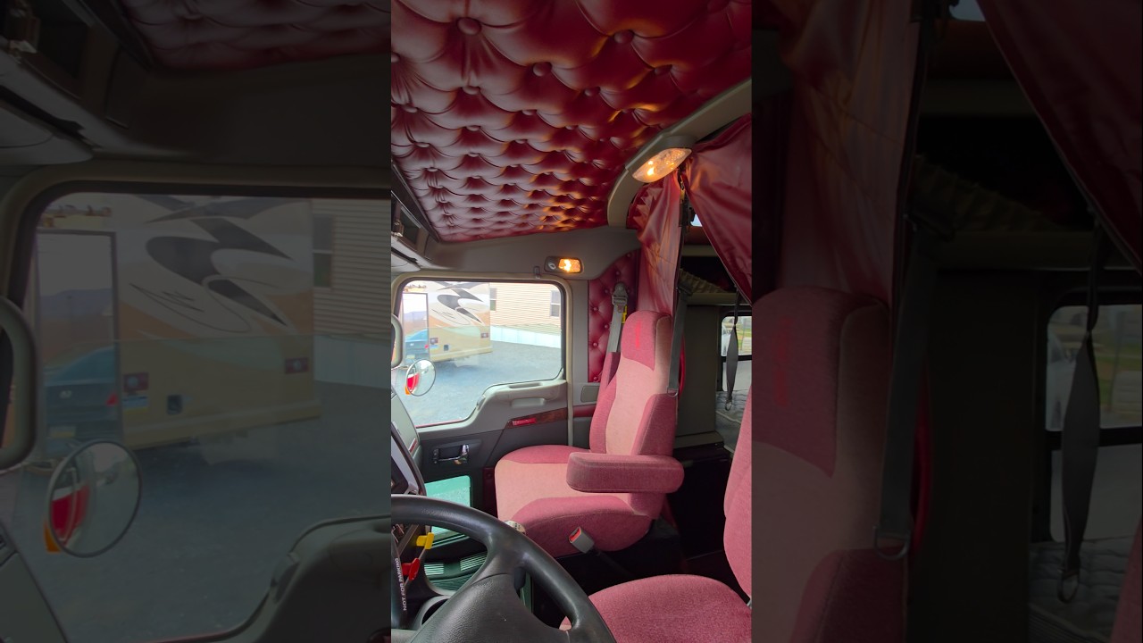 Classic Red interior #kenworth #T800 #luxury #diesel #trucking