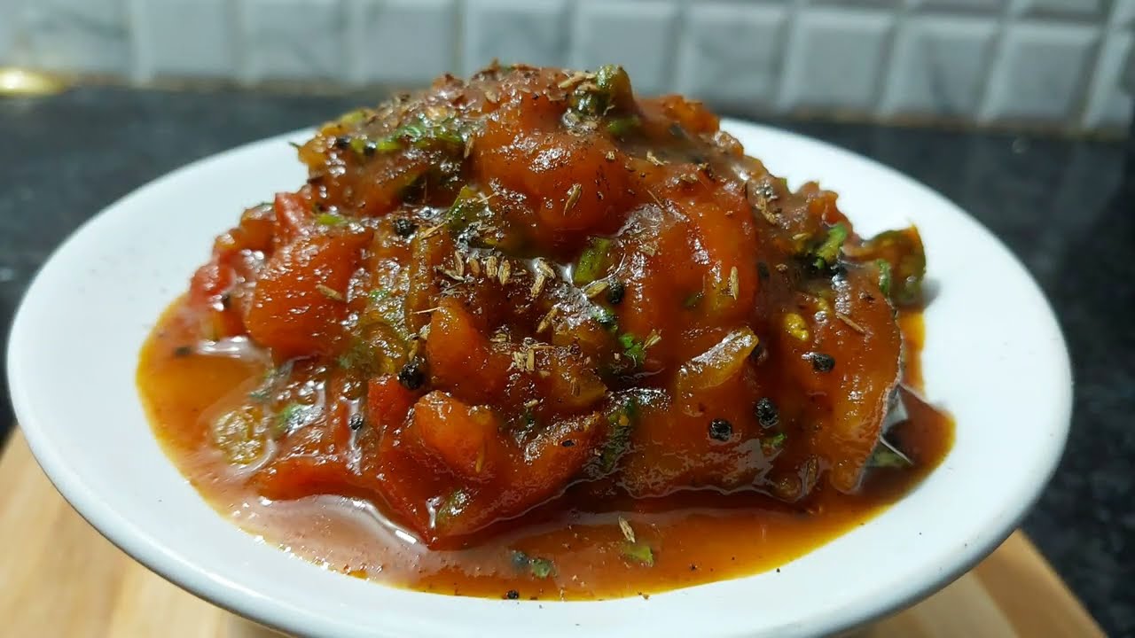10 मिनट में एक बार बनाएं और महीनो तक खाये। टमाटर का मीठा चटनी।Eays and Tasty Sweet Tomatos Chutney ।