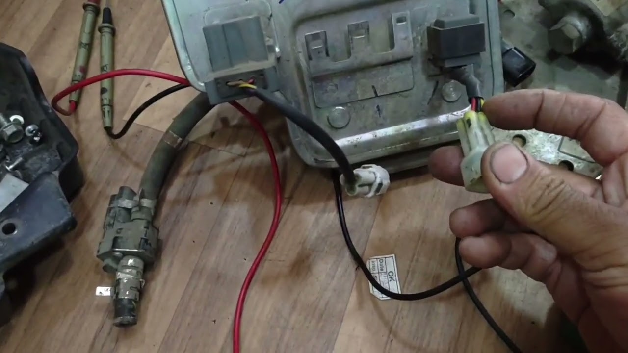 #bajaj #ऑटो #injector #PT sensor#roll over sensor#halim85siddiqui #bs6 #ECU#bs7 #bajajauto #auto $$$