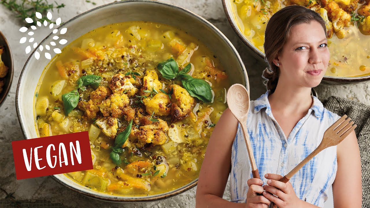 Gemüsesuppe mit Quinoa [gesunde & schnelle Suppe]