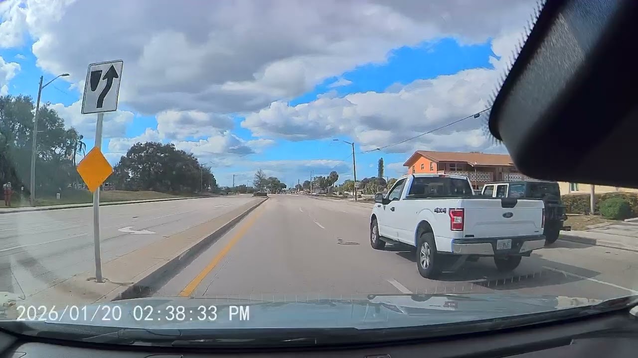 ICE Everywhere in Florida?! Dashcam Captures the Moment Drivers Panic