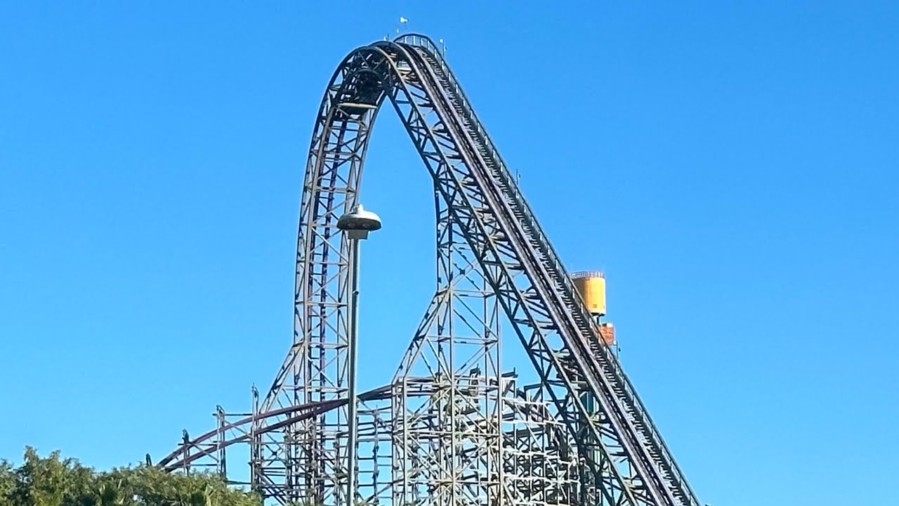 Busch Gardens Tampa vlog 11-29-23 Christmas Town and Construction updates