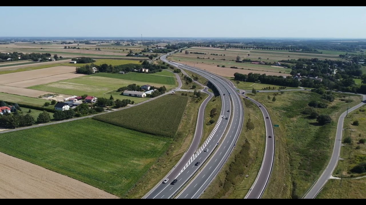 Początek drogi ekspresowej nr S17 i S12 w Piaskach