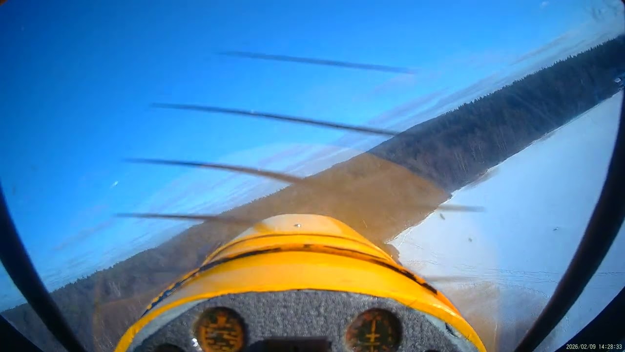 1/4 skala cub med stinger 40cc twin.