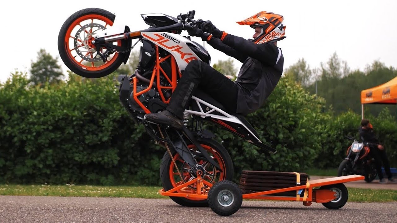 WHEELIE ACADEMY / SCHOOL  BY ROK BAGOROS  / NO MORE CRASHING WITH THIS WHEELIE MACHINE /