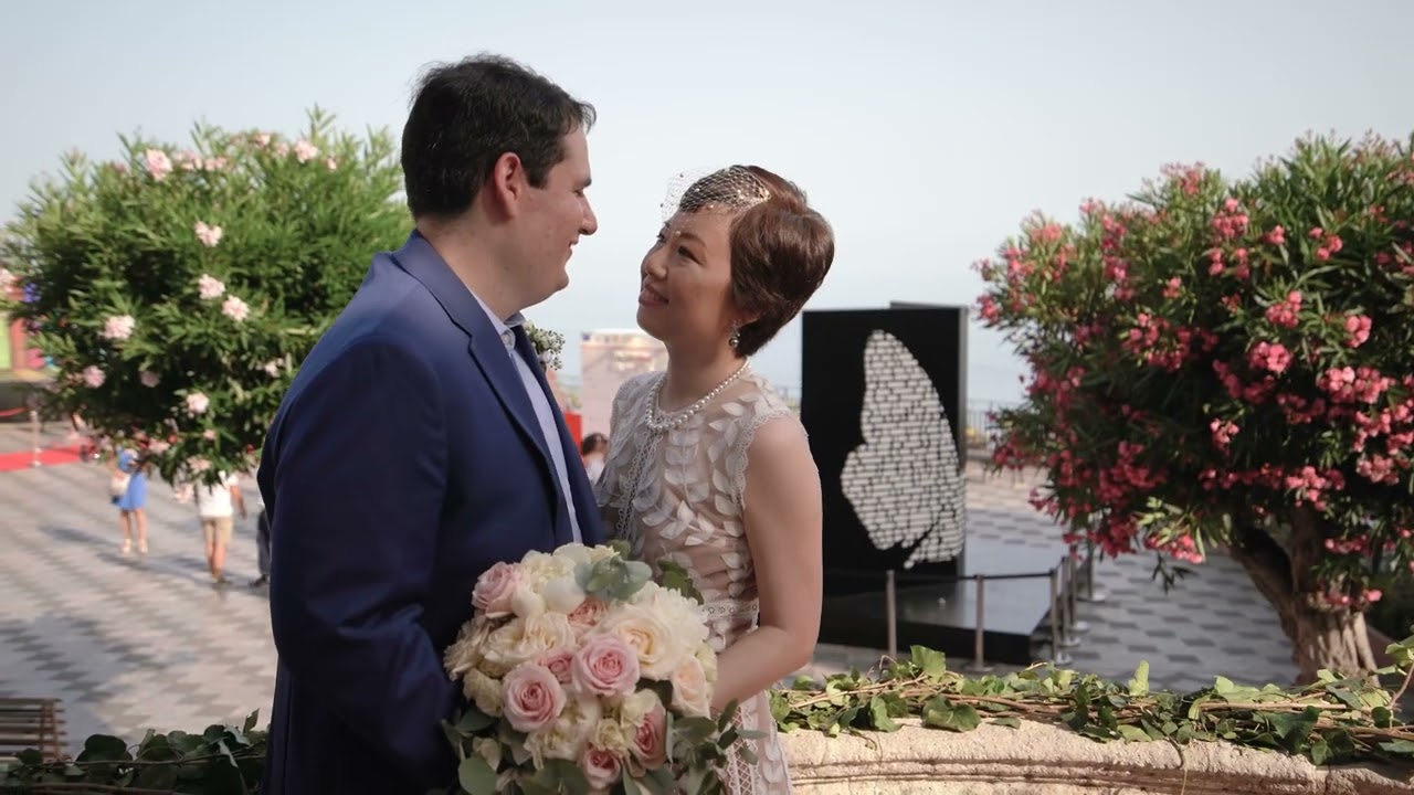Romantic Wedding In Taromina, Sicily