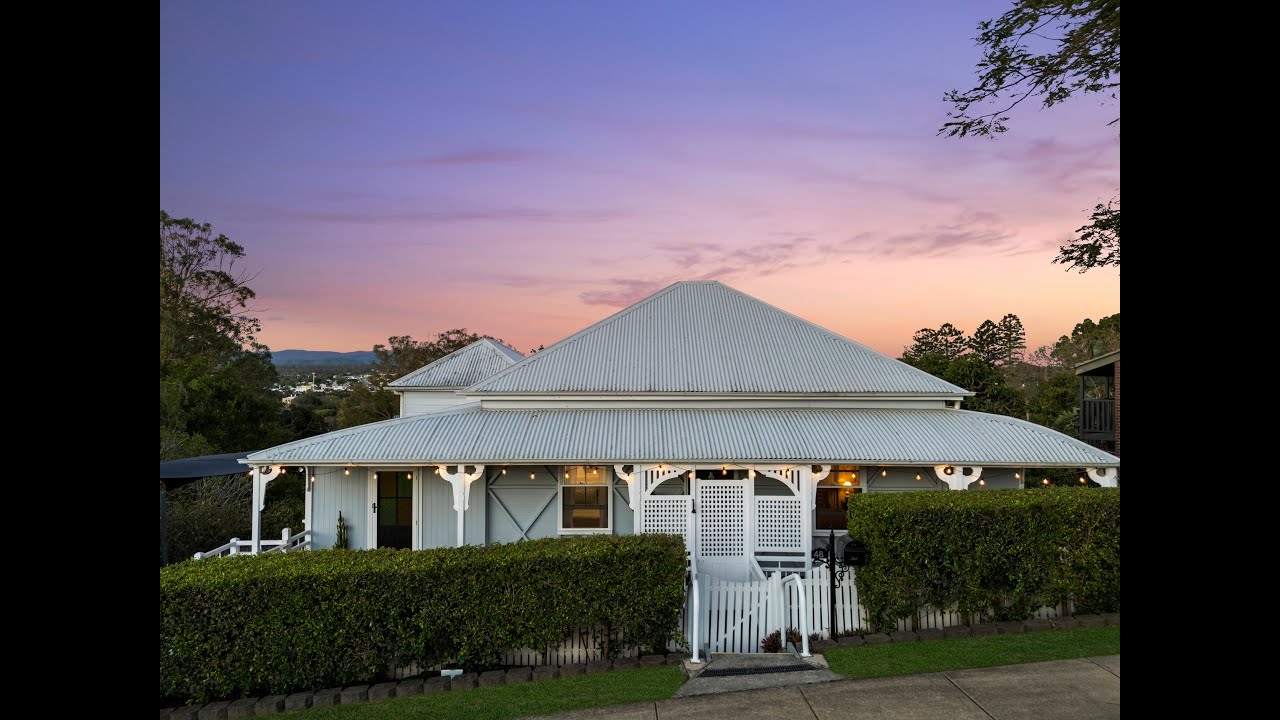 Chevy Sukkar & Alix Smith presents 48 Waghorn Street, Ipswich