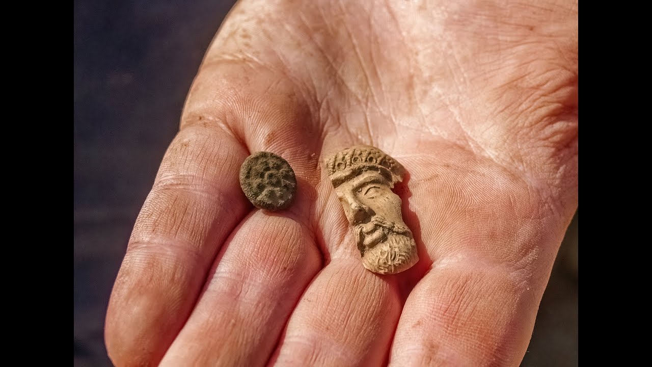 Dig Deeper Episode 76 - Exploring the Unknown: Excavations East of the Godspeed Cottage