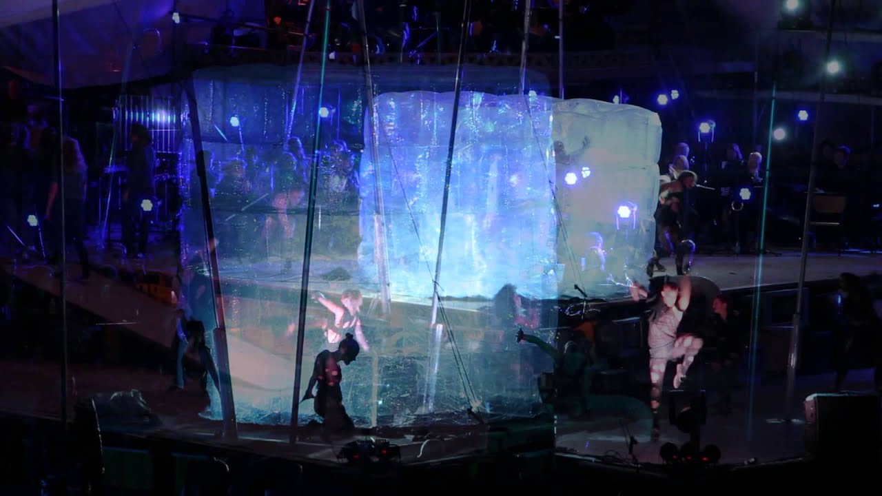 TC Tubantia: The Wall, Steengroevetheater