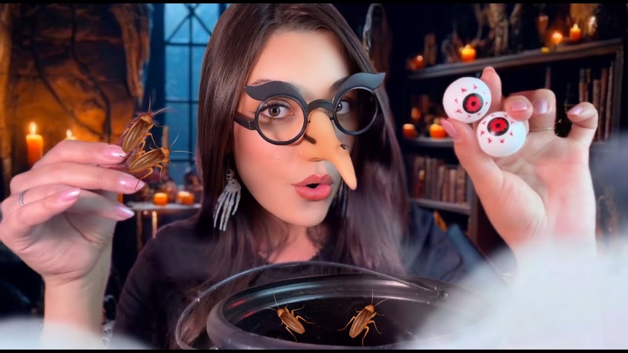 ASMR HALLOWEEN: Bruxa Faz Receita Fitness Para Emagrecer 🧙🏻&zwj;♀️🧪 (Roleplay Completo)
